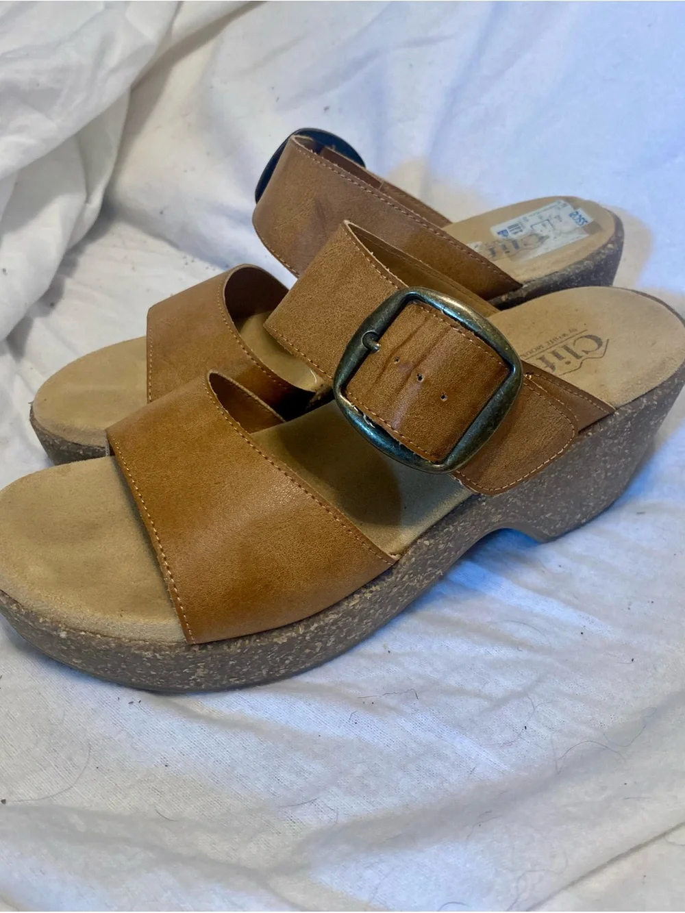 Cliffs by WHITE MOUNTAIN Cicada Tan Double-Band Cork Platform Sandals 8.5